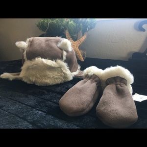 Baby Gap Brown Fur Hat and Gloves for 18-24 Months